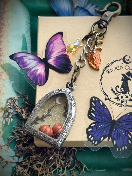 Small shadowbox