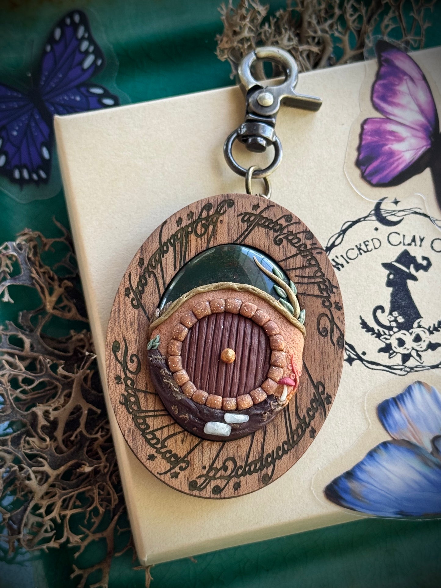 Full size convertible bolo pendant