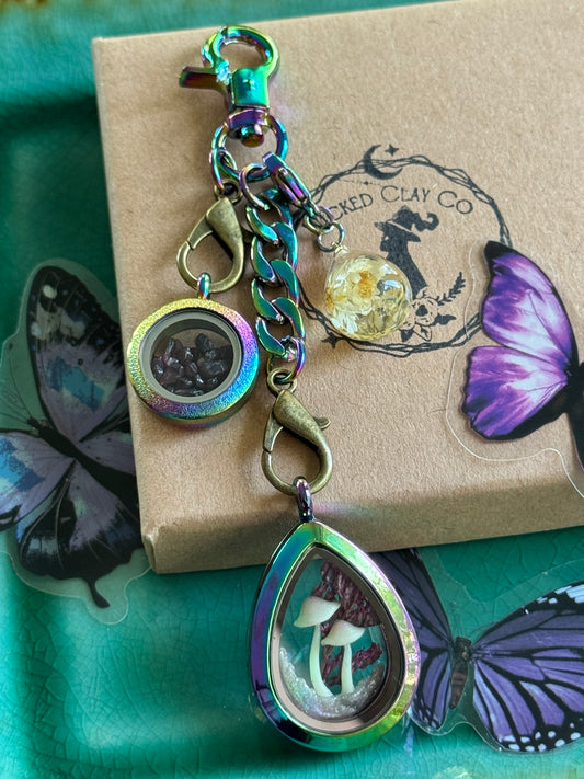 Double pendant Rainbow mushroom Shadow box set