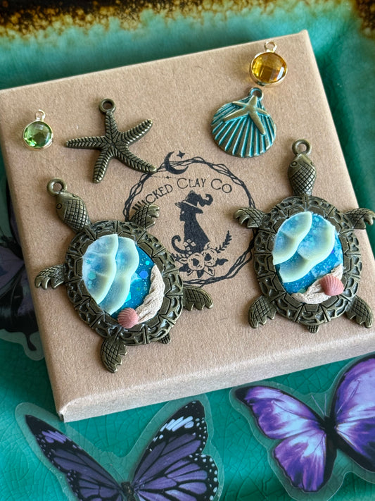 semi custom turtle pendant